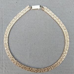 Vintage Gold Tone Textured Statement Necklace 14 1/4" Elegant